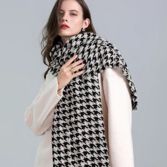 Banana Republic Accessories - Oversized Pashmina Houndstooth Scarf